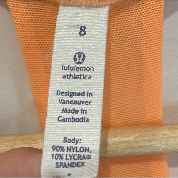 Lululemon Orange Spacedye Luon Scoop Neck Tank w/ Built In Bra, size 8 - Picture 3 of 7